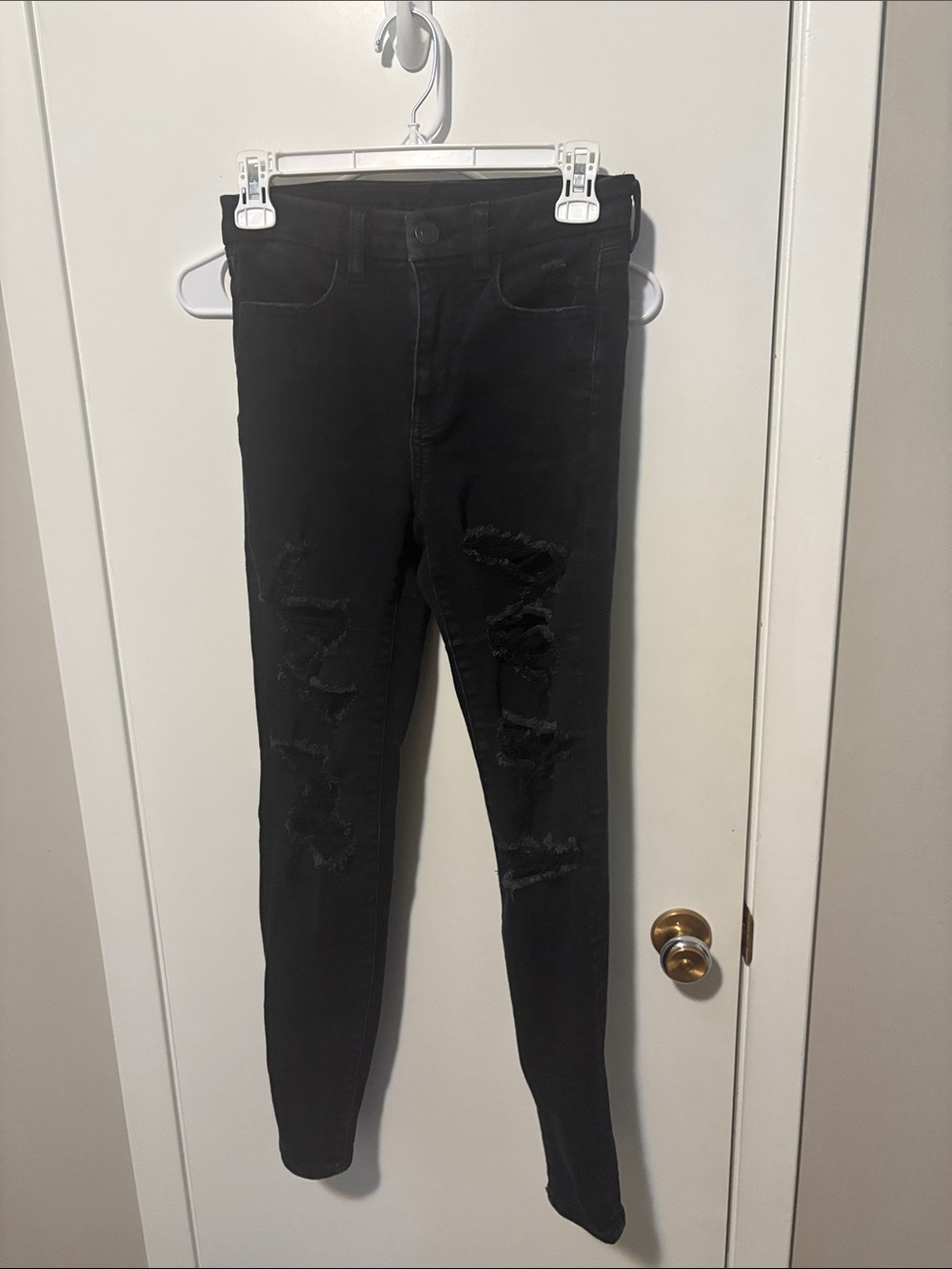 American Eagle Outfitters Black Distressed Skinny Jeans